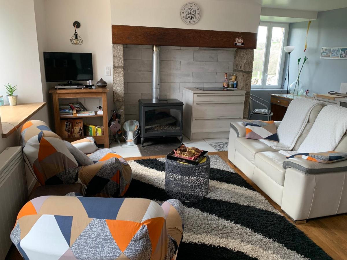 Fontanies En Aubrac Villa Лагиол Екстериор снимка