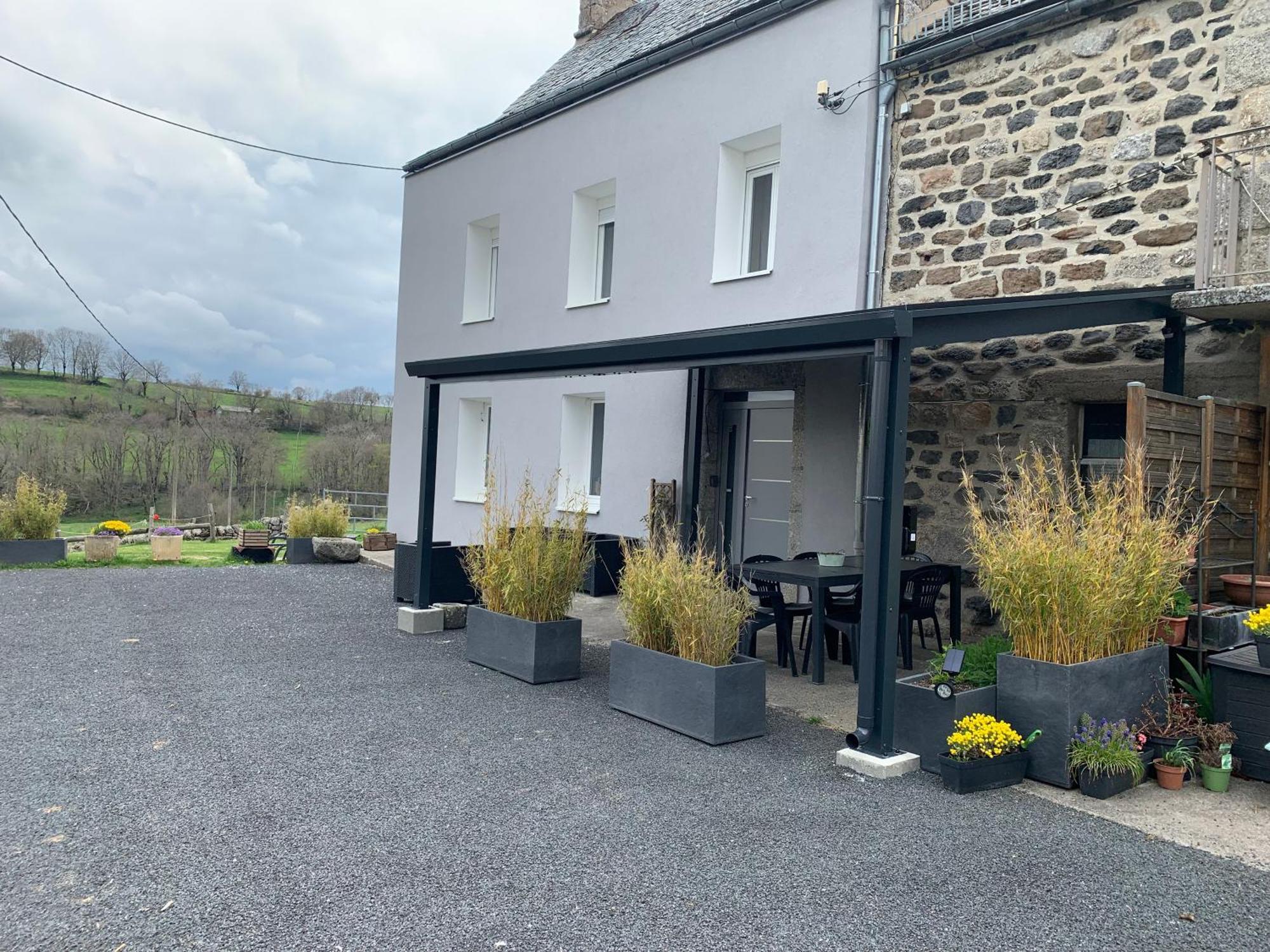 Fontanies En Aubrac Villa Лагиол Екстериор снимка